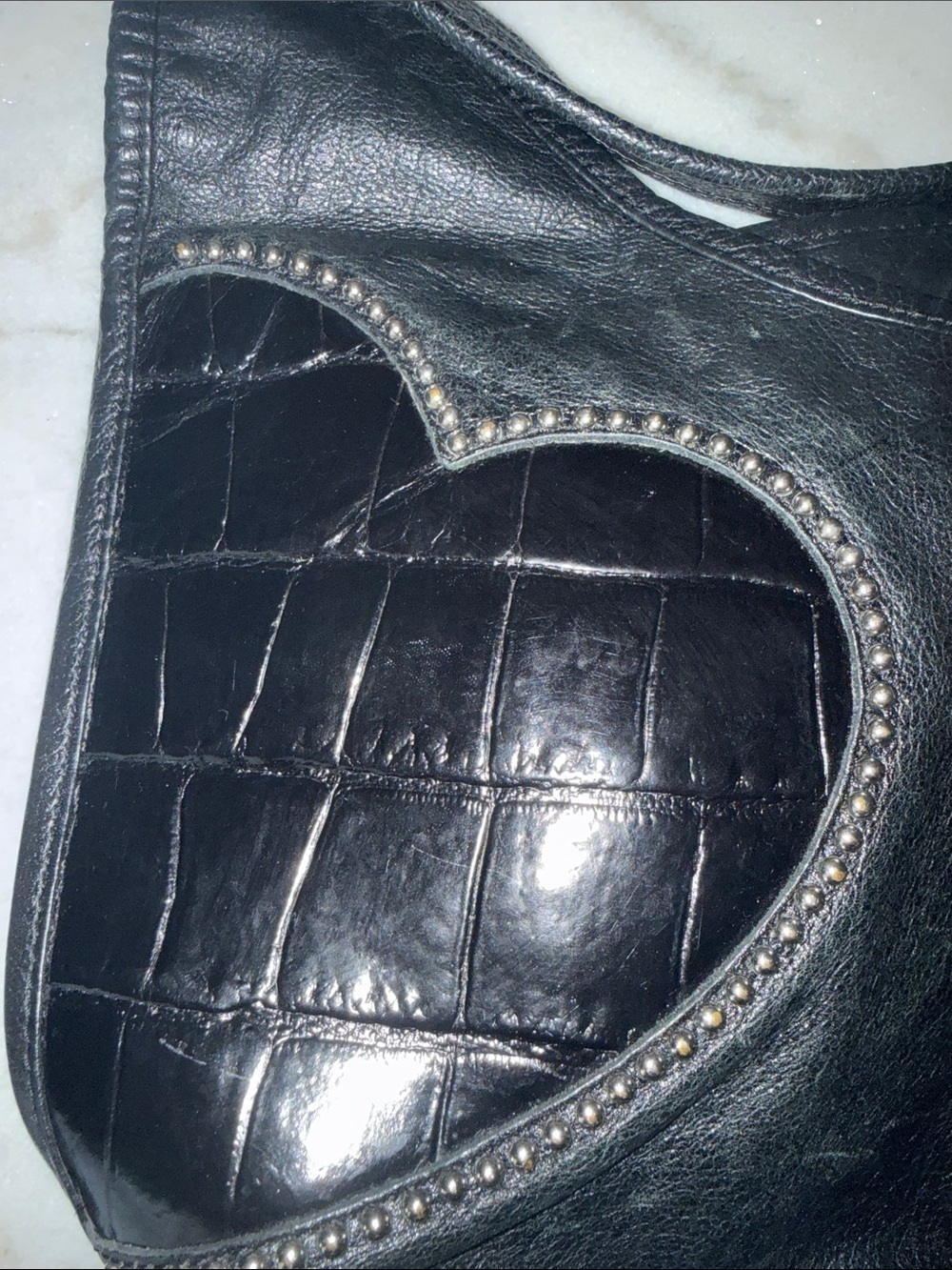 Brighton Vintage Black Leather Heart Accent Shoulder Bag🖤👜 E323240 - Picture 4 of 10